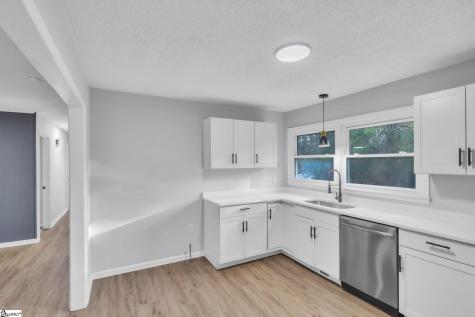 319 Catawba Circle Seneca SC 29672