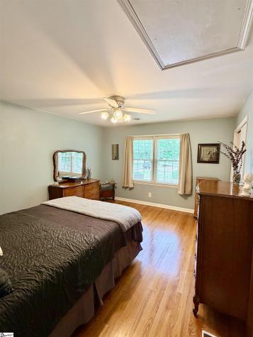 1 Hartsville Drive Taylors SC 29687