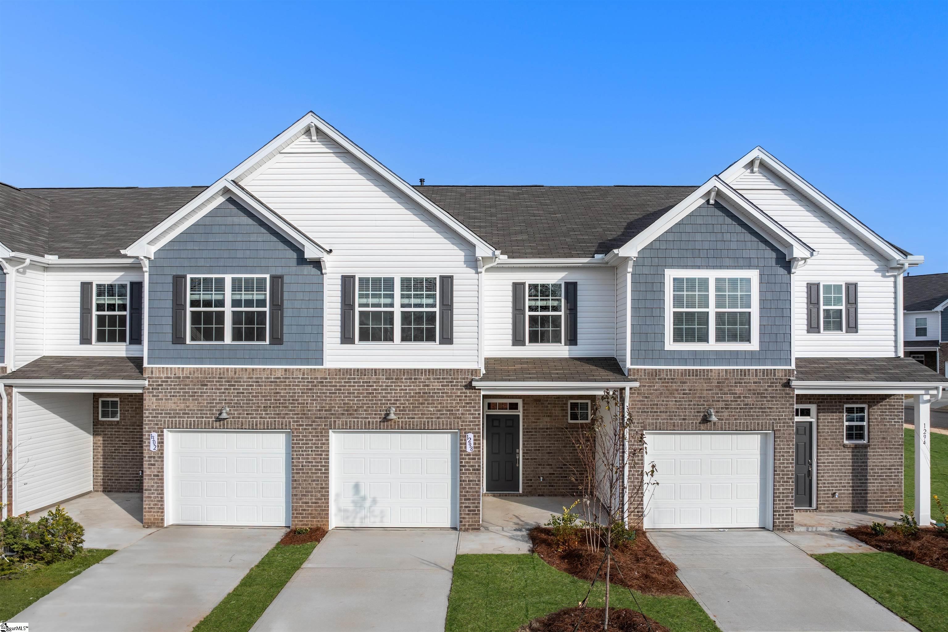 1298 Candlebrook Court Boiling Springs SC 29316