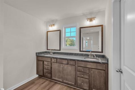 2020 Halton Oaks Drive Spartanburg SC 29303