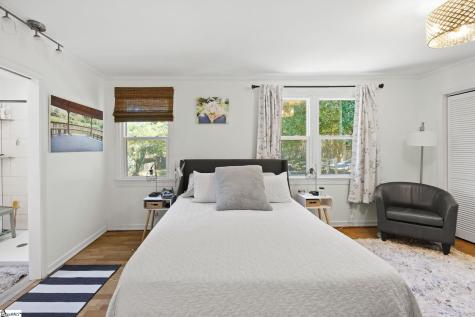 8 Linda Lane Greenville SC 29617