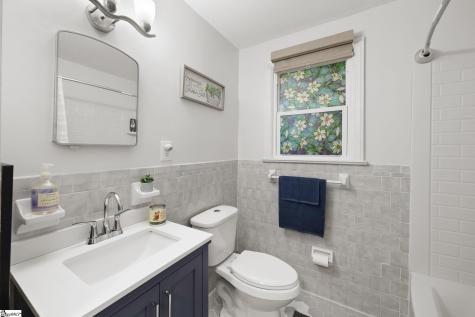 8 Linda Lane Greenville SC 29617