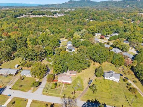 8 Linda Lane Greenville SC 29617