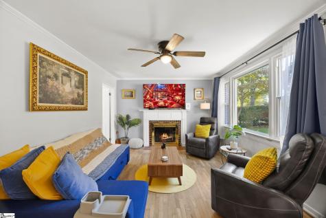8 Linda Lane Greenville SC 29617