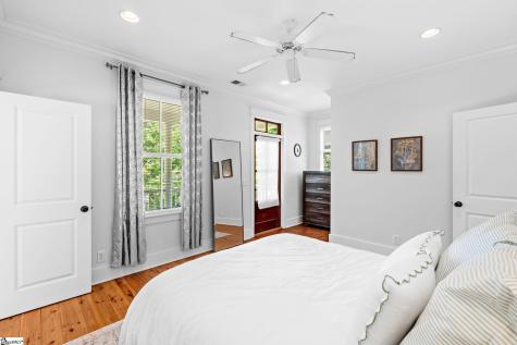 17 Hollingsworth Drive Greenville SC 29607