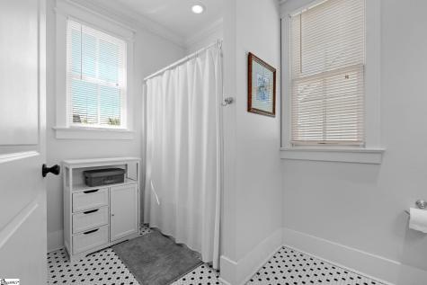 17 Hollingsworth Drive Greenville SC 29607