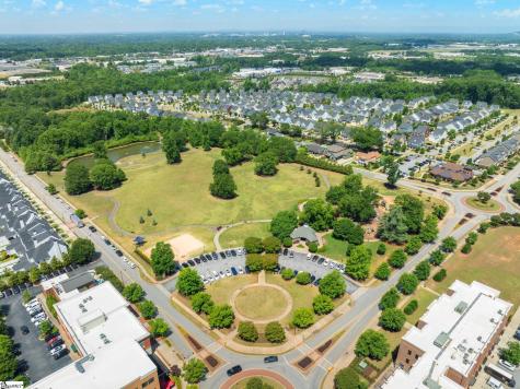 17 Hollingsworth Drive Greenville SC 29607