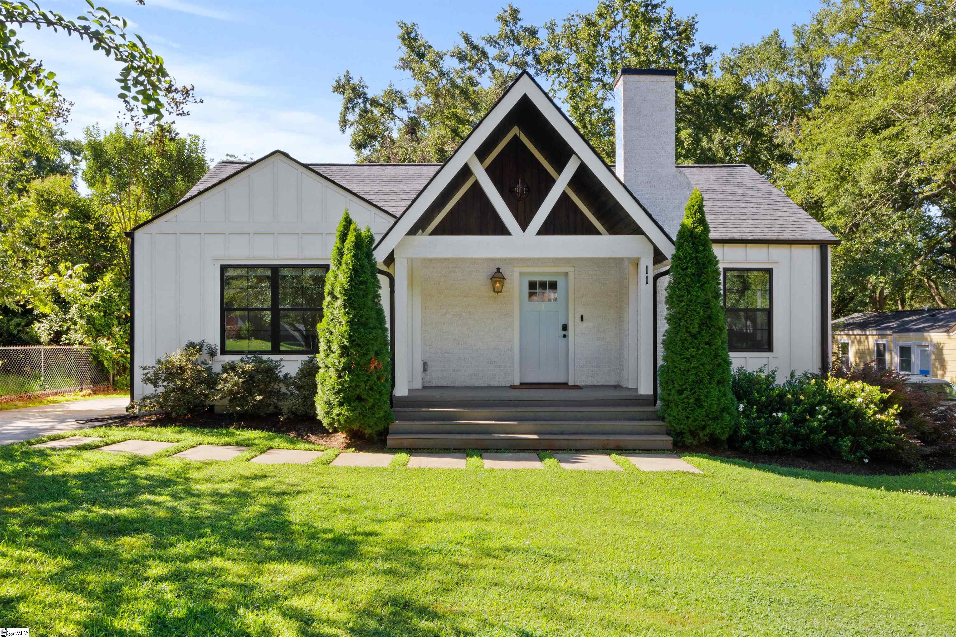 11 Pleasant Ridge Avenue Greenville SC 29605