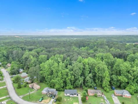 216 Ashcroft Drive Greenwood SC 29646