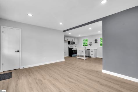 216 Ashcroft Drive Greenwood SC 29646