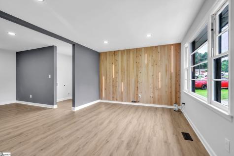 216 Ashcroft Drive Greenwood SC 29646