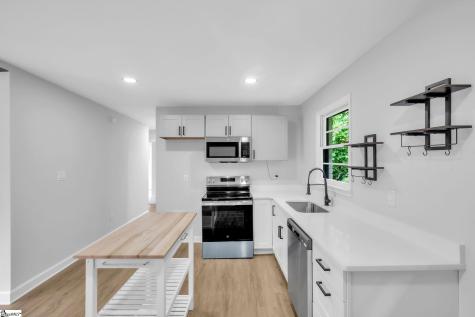 216 Ashcroft Drive Greenwood SC 29646