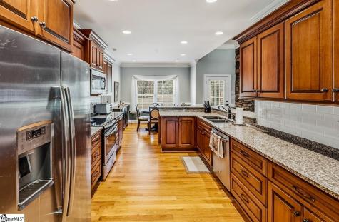 821 E Golden View Lane Boiling Springs SC 29316