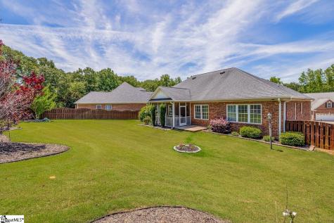 821 E Golden View Lane Boiling Springs SC 29316