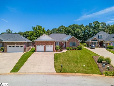 821 E Golden View Lane Boiling Springs SC 29316
