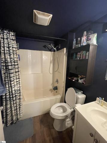20 1st Street Greenville SC 29611