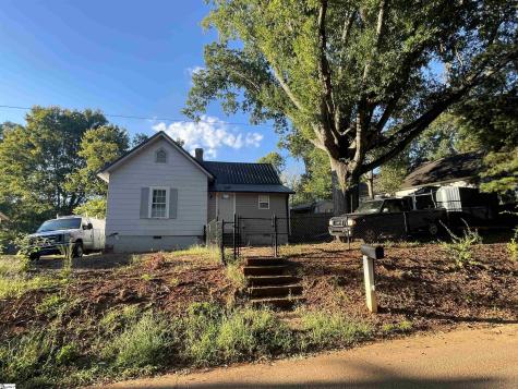 20 1st Street Greenville SC 29611