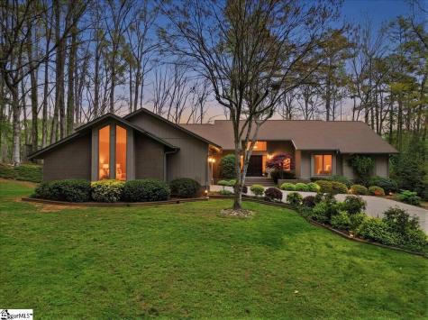 240 Stonehaven Way Seneca SC 29672