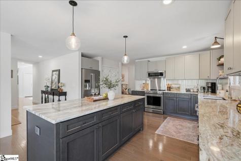 240 Stonehaven Way Seneca SC 29672