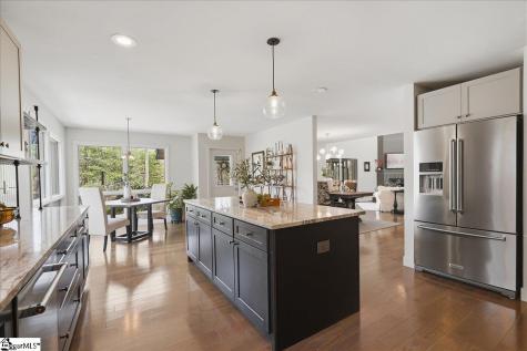 240 Stonehaven Way Seneca SC 29672