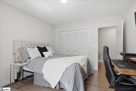 240 Stonehaven Way Seneca SC 29672