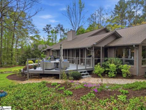 240 Stonehaven Way Seneca SC 29672