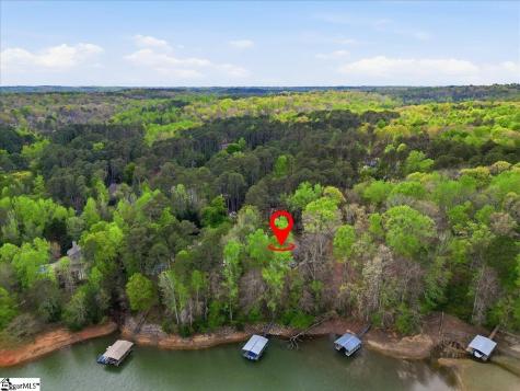 240 Stonehaven Way Seneca SC 29672