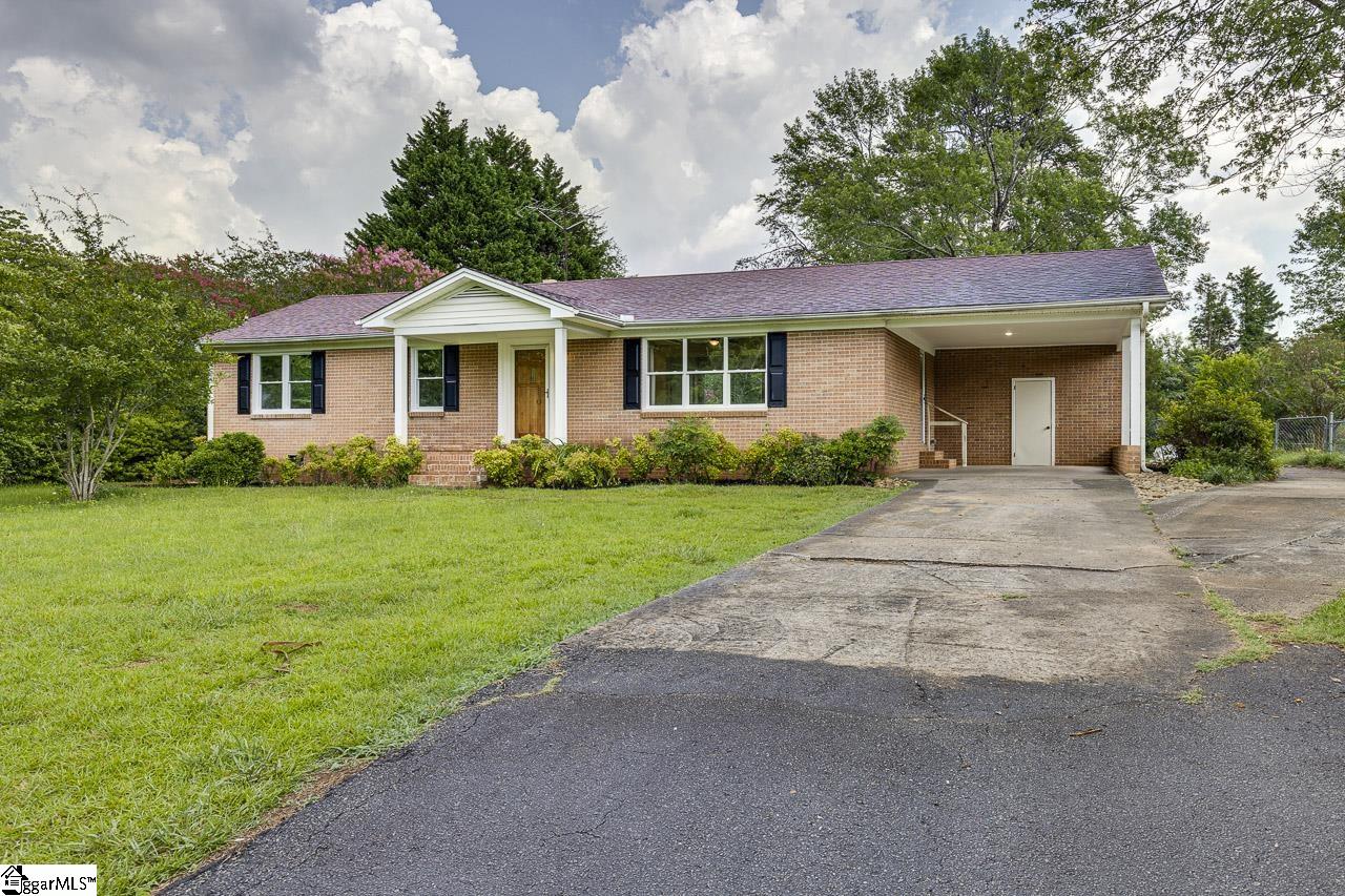 110 Charlton Circle Easley SC 29642