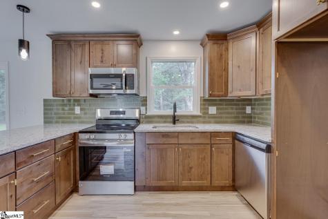 110 Charlton Circle Easley SC 29642