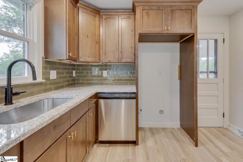 110 Charlton Circle Easley SC 29642