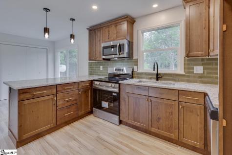 110 Charlton Circle Easley SC 29642