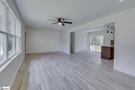 110 Charlton Circle Easley SC 29642