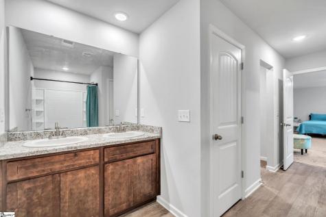 1275 Twin Bridge Road Gaffney SC 29341