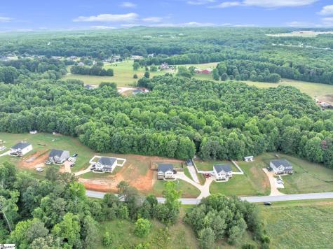 1275 Twin Bridge Road Gaffney SC 29341