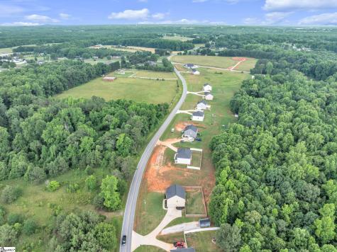1275 Twin Bridge Road Gaffney SC 29341