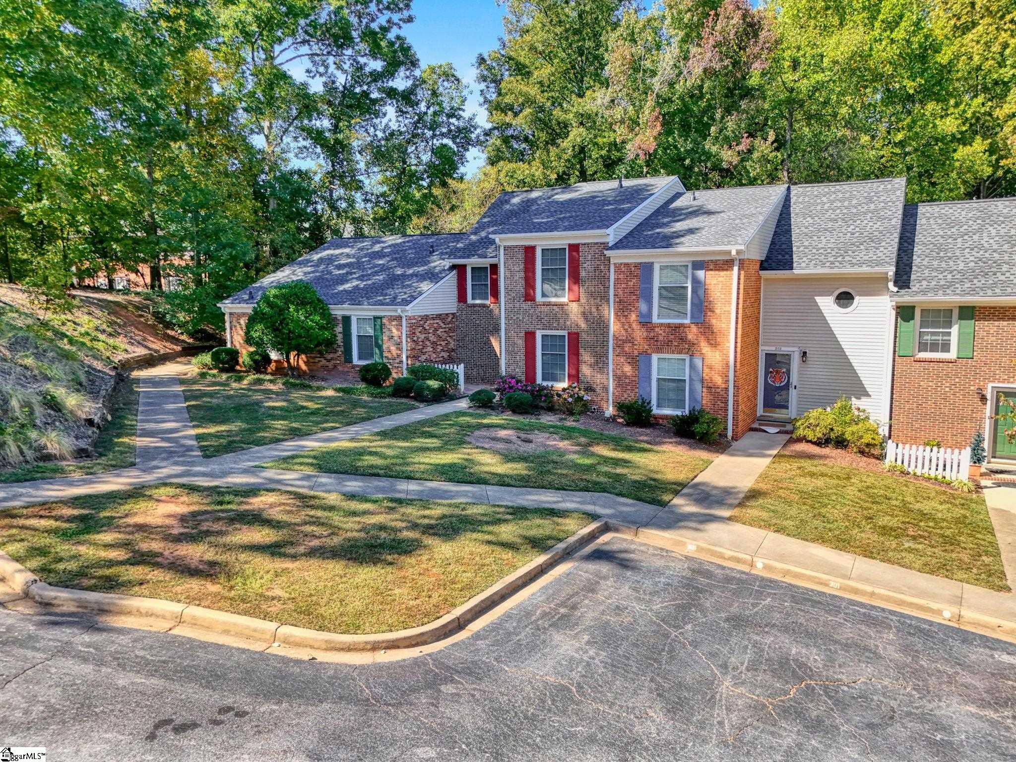 301 Wenwood Circle Greenville SC 29607