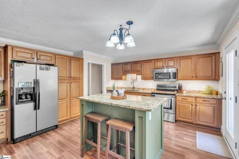 2803 Woodridge Drive Anderson SC 29621