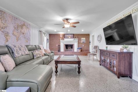 2803 Woodridge Drive Anderson SC 29621