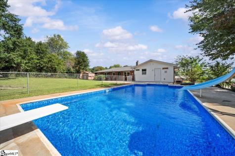104 Pine Tree Lane Anderson SC 29625