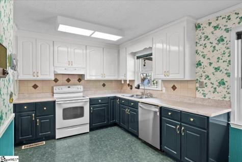 104 Pine Tree Lane Anderson SC 29625