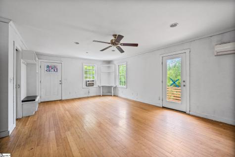 121 Lisa Circle Marietta SC 29611