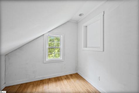 121 Lisa Circle Marietta SC 29611