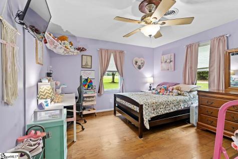 3258 W 72 Highway Clinton SC 29325