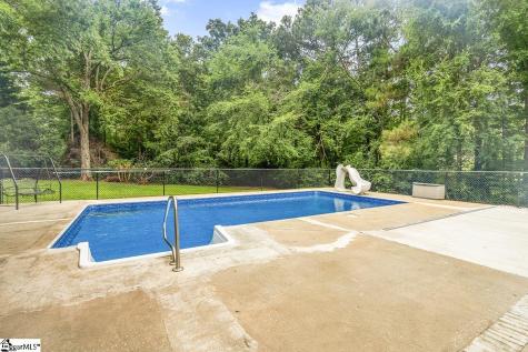 3258 W 72 Highway Clinton SC 29325