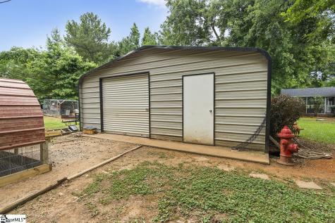 3258 W 72 Highway Clinton SC 29325
