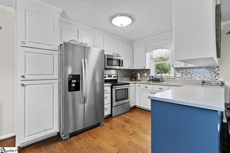 3258 W 72 Highway Clinton SC 29325