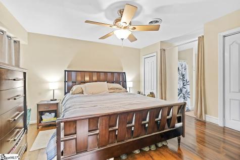 3258 W 72 Highway Clinton SC 29325