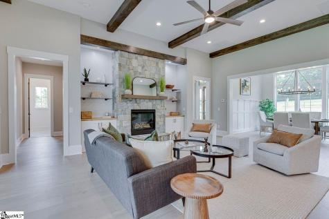 3421-A Tigerville Road Travelers Rest SC 29690