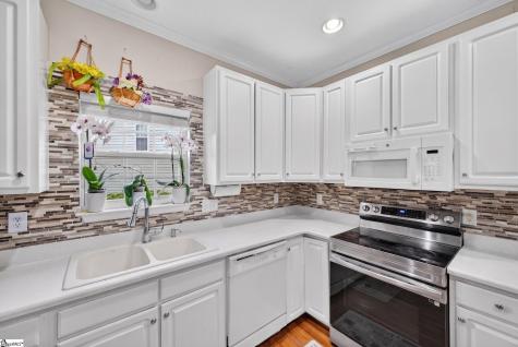 17 Suffolk Downs Way Greenville SC 29615