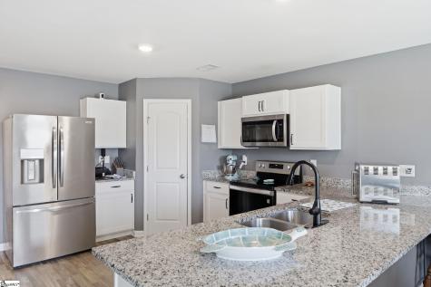 206 Christopher Street Duncan SC 29334